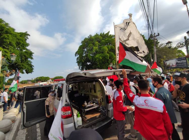 BSMI DIY dan Klaten Terjun Jadi Tim Medis Aksi Bela Palestina Yogyakarta