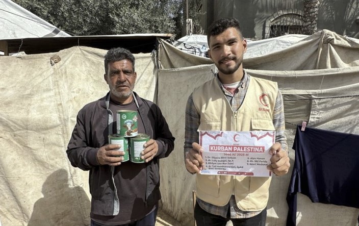 Daging Kurban Idul Adha 2025 Masyarakat Indonesia Tiba di Gaza, Didistribusikan Awal Ramadhan 1447 H dalam Bentuk Daging Kaleng